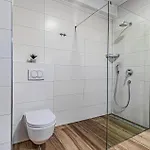 Lovely Home In Sreser