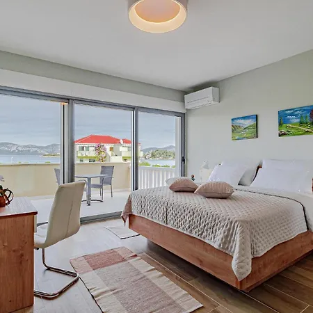 Awesome In Dom wakacyjny *