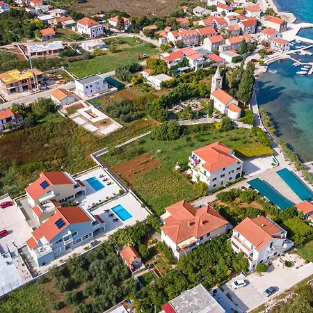 3 Bedroom Lovely In Tatil Evi *